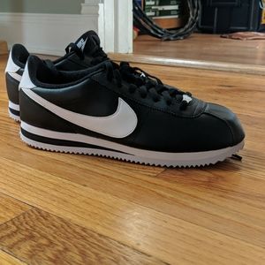 Nike Track Shoes